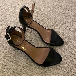 Black aerosole heelrest heeled sandals
